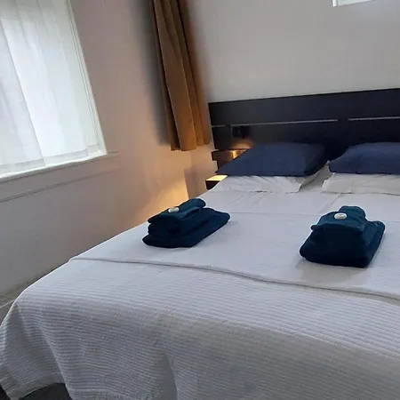 Bickersbed
